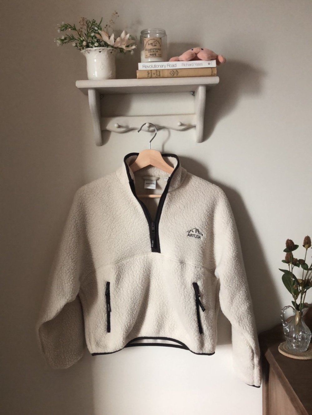 Aritzia TNA Polartec Fleece Mockneck- Fits like a small